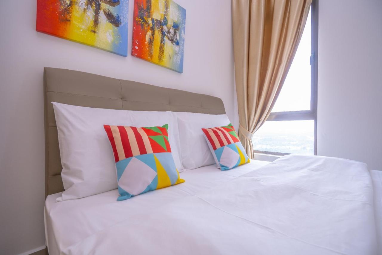 Hotel Oyo 90450 D' Summit 1bhk Yml 2128 2*